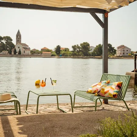 Taber - Mobile Homes Campingplads Pašman