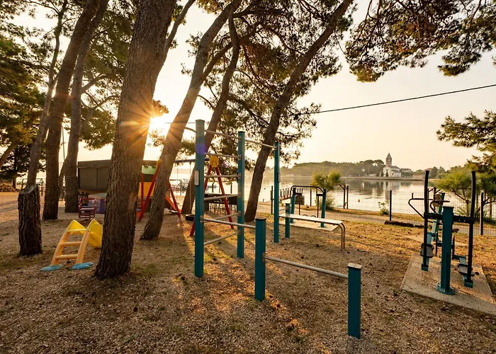 Taber - Mobile Homes 캠프장 Pašman