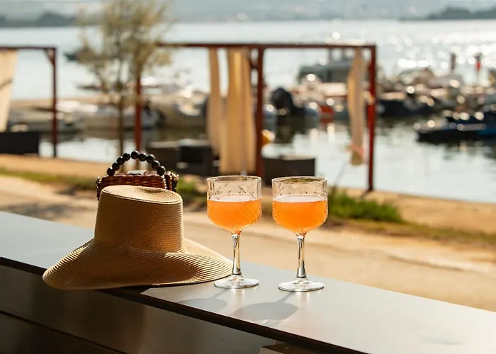 Taber - Mobile Homes Кемпинг